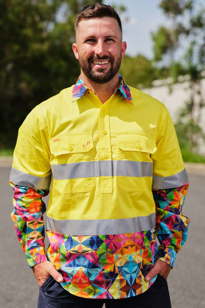 DECEMBERMAN 蛍光イエロー Vネックシャツ DECEMBERMAN 蛍光イエロー Vネックシャツ DECEMBERMAN 蛍光イエロー V