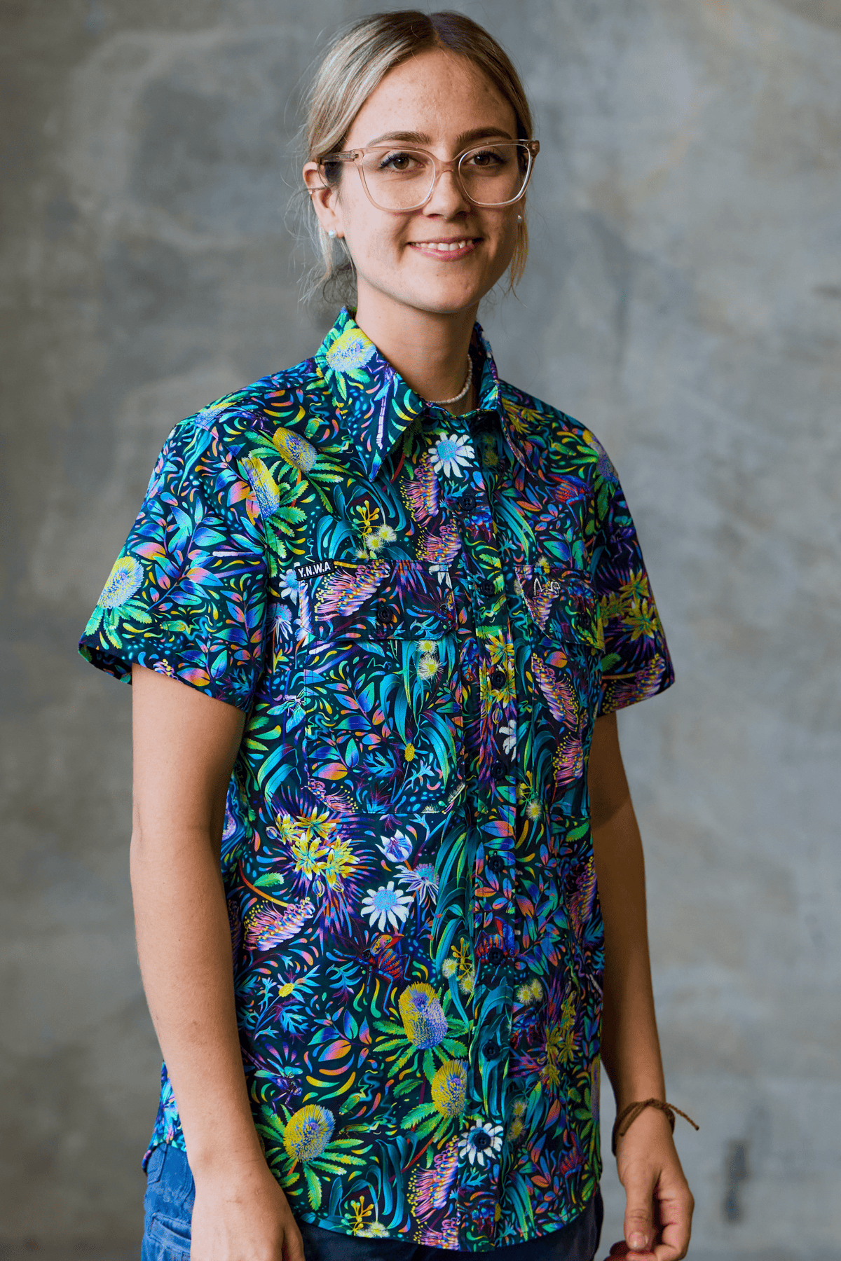 TradeMutt Workshirt Women's True Blue Mountains Short Sleeve Work Shirt Women's True Blue Mountains Short Sleeve Shirt | TradeMutt