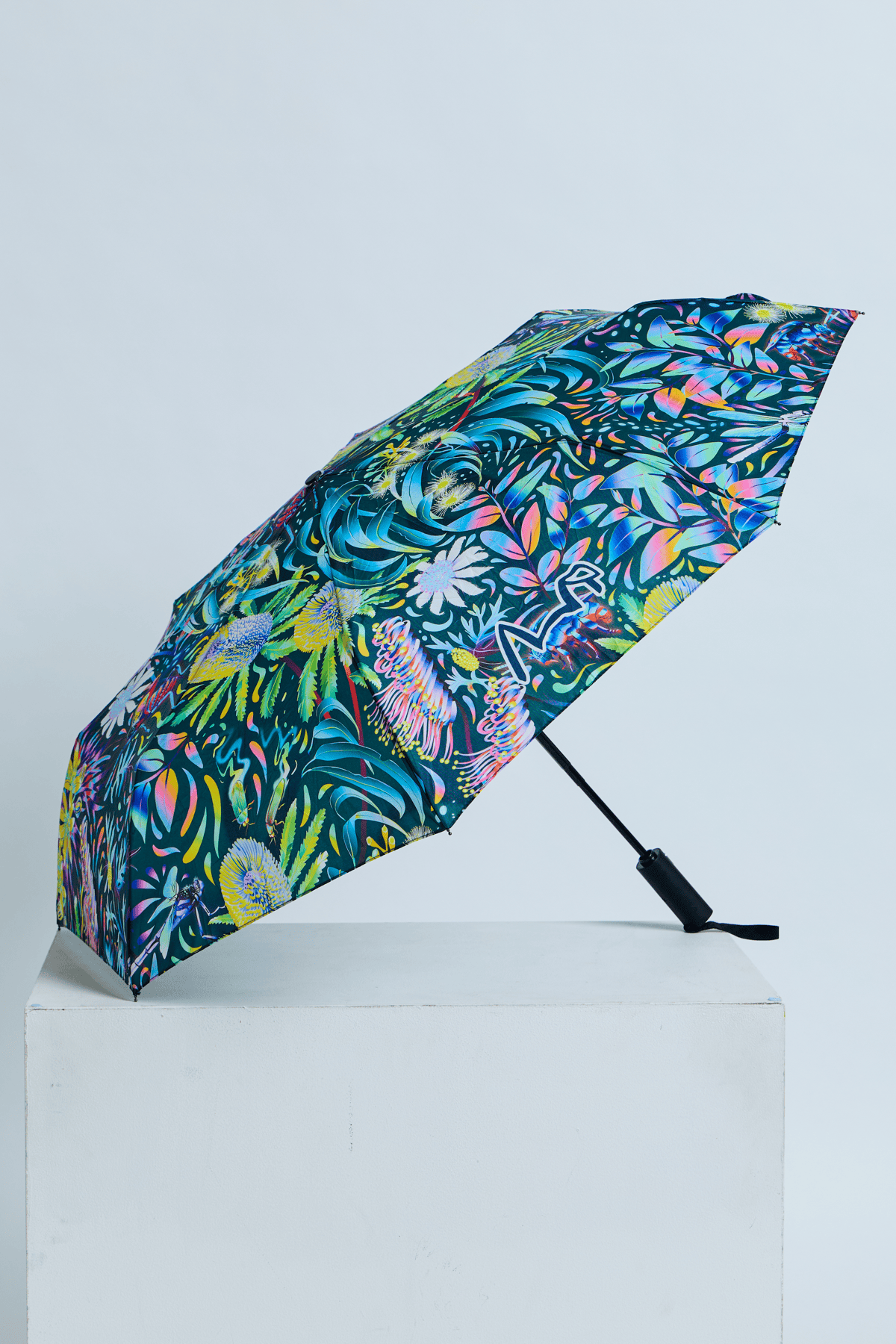 TradeMutt Accessories True Blue Mountains Umbrella True Blue Mountains Umbrella | TradeMutt 22762