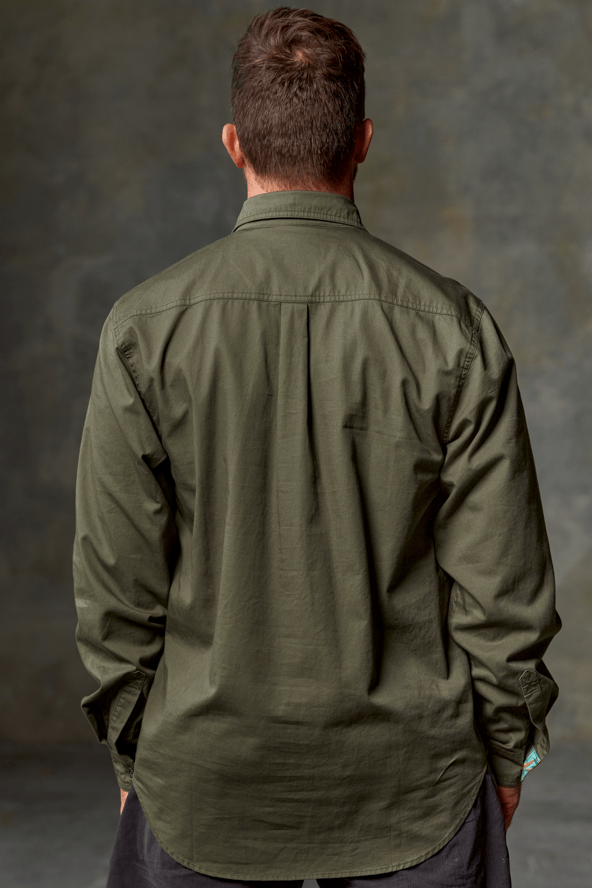 TradeMutt Workshirt Men's That's Livin Barry Undercover Mutter Half Button Workshirt Men's That's Livin Barry Undercover Mutter Half Button Workshirt